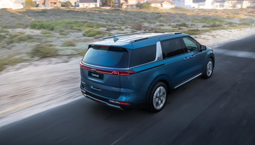 Grand Tours with Kia Carnival